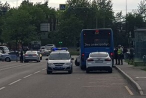 В московском районе Бибирево неизвестный стрелял из окон жилого дома в прохожих