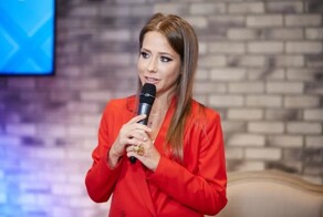 "Родила в поле и продолжила косить": Барановская о возможном демографическом прорыве в РФ