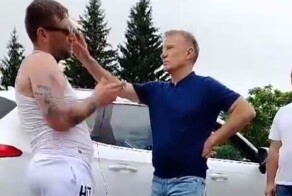 Глава "Сбера" Греф устроил разборки с таксистами в Горно-Алтайске