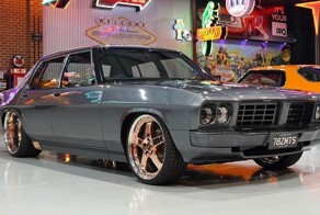 Роскошный рестмод австралийского Holden HQ Statesman 1974 года выставили на продажу