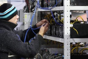 Российских майнеров хотят регистрировать на Госуслугах