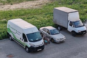 "Совсем малявка!": в Туле соседи нашли у дома коляску с младенцем