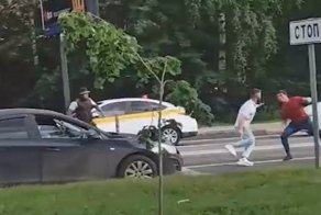 "Он ругался!": в Минске задержали мужчин, устроивших поножовщину в Подмосковье