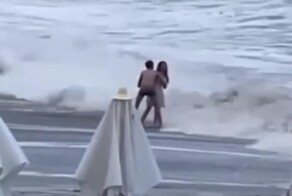 Найдено тело девушки, которую унесло в море на пляже "Ривьера" в Сочи