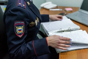 "Помогите, она плачет!": в Краснодаре прохожие пытались спасти избитую девушку, но та отказалась, заявив, что получила тумаков от благоверного