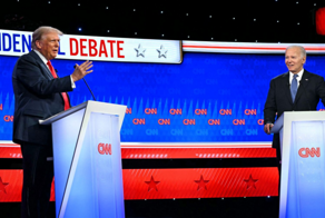 "Это позор": первые результаты дебатов Трампа и Байдена, мемы и паника у демократов