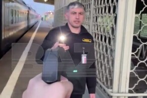 В Подмосковье художник граффити угрожал охраннику поезда пистолетом, пока его друзья раскрашивали вагоны