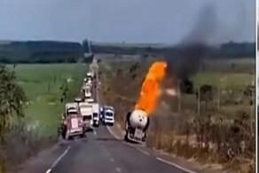 На трассе в Бразилии эпично взорвалась цистерна с газом