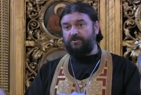"Не твоё - не трожь": протоиерей Андрей Ткачёв объяснил женщинам, почему они не имеют право делать аборт