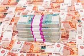 «Богатые должны платить больше»: в Госдуме приняли закон о прогрессивной шкале налогообложения