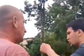 "Вы нацисты!": наглый мигрант в Приморье оскорбил всех россиян, когда ему сделали замечание из-за парковки