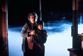 12 мистических фильмов, в которых зло так и не показали