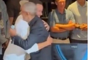 Барак Обама случайно повторил скетч про самого себя из юмористического шоу