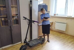 Штраф и конфискация: в РФ стали наказывать самокатчиков