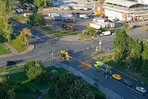 Мотоциклист погиб при столкновении с трактором и бетономешалкой