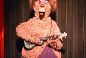 Disney убрал мультяшного медведя из-за оскорбления чувств алкоголиков