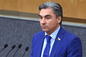 Депутат Госдумы заявил, что мужчины не могут совладать со своими жёнами из-за того, что те проходят тренинги по личностному росту