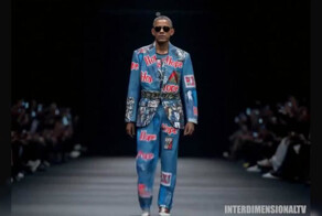 Самый дорогой показ мод, сгенерированный нейросетью