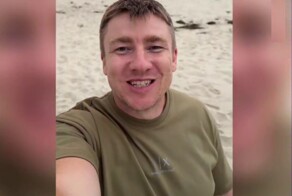 В Приморском крае мужчина спас акулу, закинув её в море