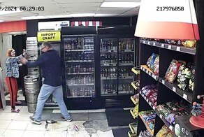 Пермяк избил кассиршу в пивном магазине