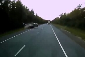 Уснула за рулём и забрала с собой ещё одного водителя