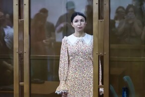 Елена Блиновская распродаёт всё своё имущество, но ей всё равно не хватает денег