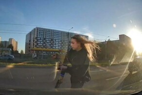 Посмотрел налево, прилетело справа