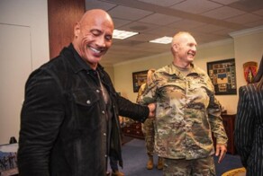Пентагон потребовал от актёра Дуэйна Джонсона вернуть 11 млн долларов за провальную рекламу армии США