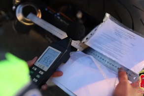 Полиция начала наказывать водителей за слишком громкие автомобили и мотоциклы