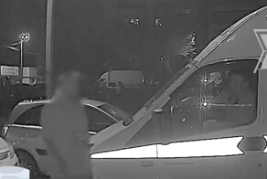 Таксист сигналом и матом заставил отъехать с двора «скорую», ожидающего пациента
