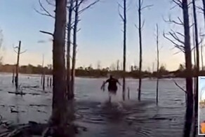 Полицейский спас из пруда мальчика с аутизмом