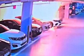 Электрический Mercedes-Benz EQE спалил 140 машин в подземном паркинге в Корее