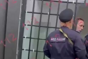 После отказа в заселении американец устроил дебош в отеле, а затем - в отделении полиции