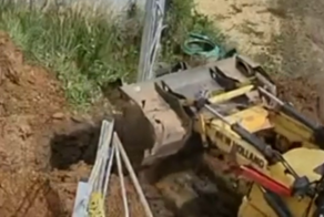 В Татарстане тракторист случайно закопал своего работодателя