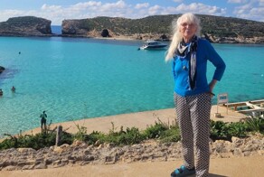 Женщина лишилась обеих ног после укуса комара