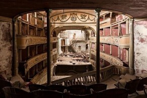 Призрачная красота: фотографии заброшенных театров