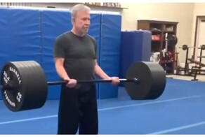 Легкая разминка Чака Норриса