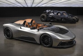 Pininfarina представила 1900-сильный спидстер-бэтмобиль