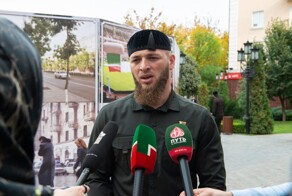 «Нам эти западные ценности не нужны»: чеченский министр призвал оградить молодёжь от американского кино