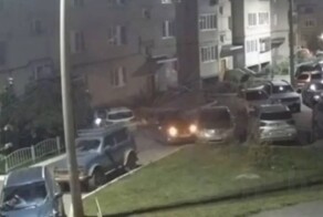 В Башкирии пьяная женщина протаранила девять машин