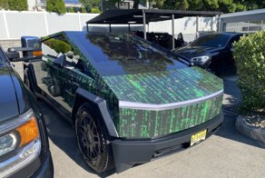 Cybertruck Киану Ривза?