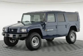 На аукцион выставили редкий внедорожник Toyota Mega Cruiser