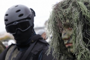 Как камуфляж скрывет солдат и технику от врага (83 фото)