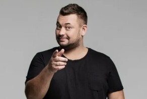 Жуков с Алиэкспресс: лидер группы «Руки вверх!» требует со своего двойника 5 миллионов рублей