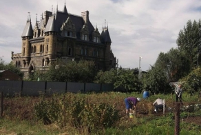 Российский замок (9 фото)