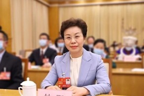 Китайская чиновница завела на работе 58 любовников
