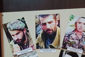 "Это наша история": в госмузее Абхазии не захотели убрать фото боевика Басаева с подписью "герой"