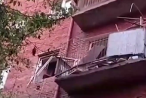 Разворотило всю квартиру: пенсионер из Омска готовил самогон и устроил мощный взрыв