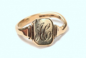 Кольцо помогло найти самолет (11 фото)