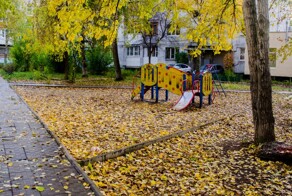 Москвич попытался задержать закладчицу, что-то искавшую под его окнами, но есть нюанс